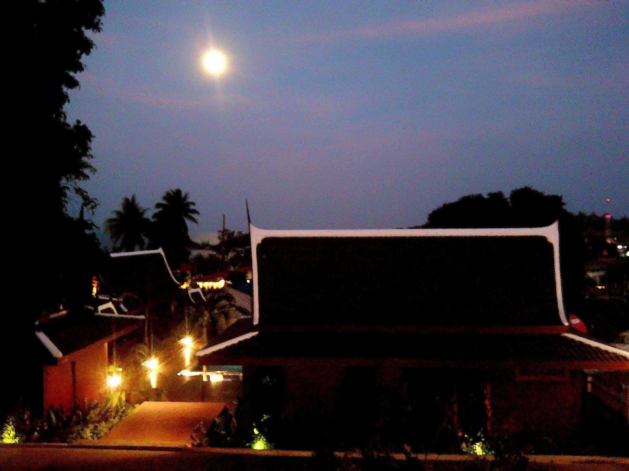 Kaya Mani Thai Villa Resort Choeng Mon Bagian luar foto