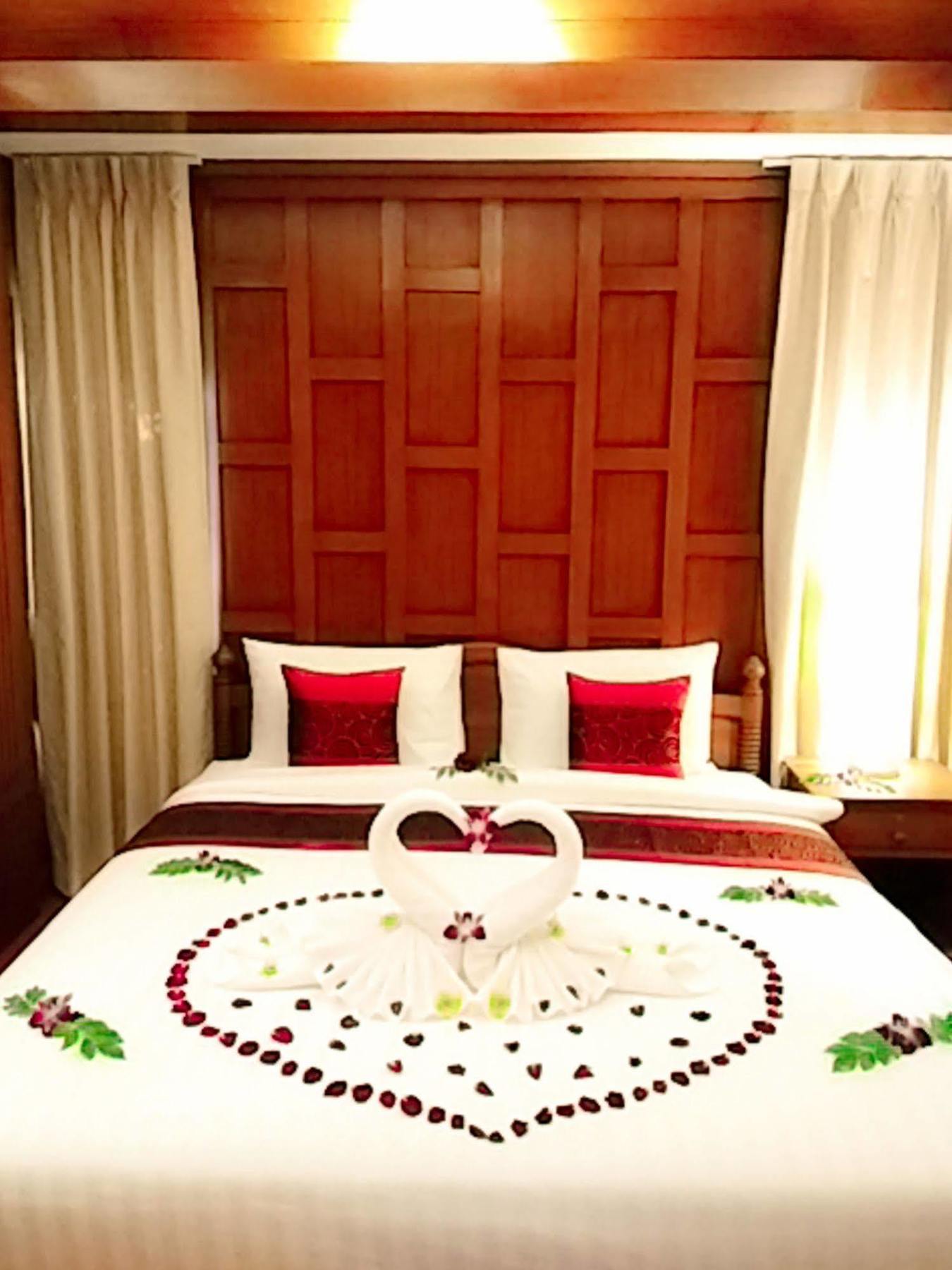 Kaya Mani Thai Villa Resort Choeng Mon Bagian luar foto