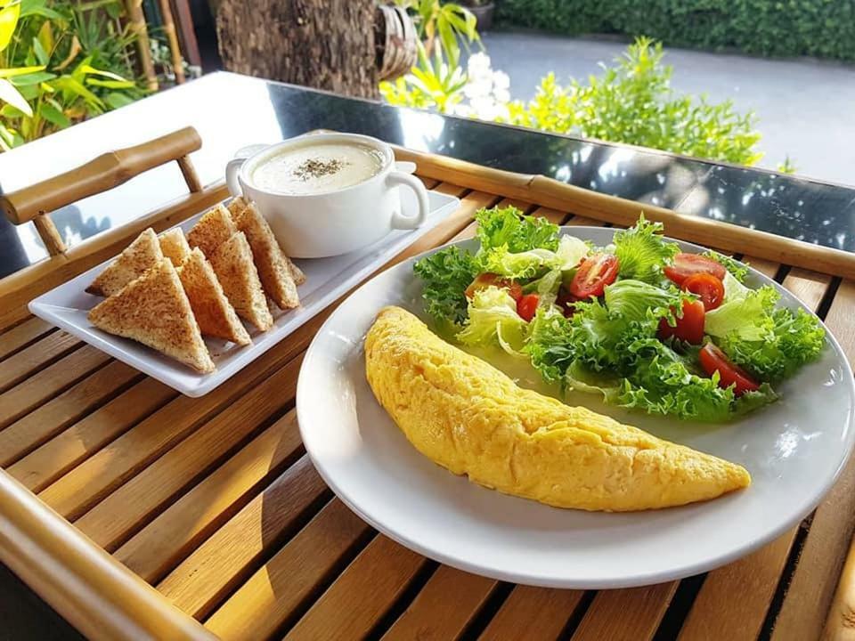 Kaya Mani Thai Villa Resort Choeng Mon Bagian luar foto